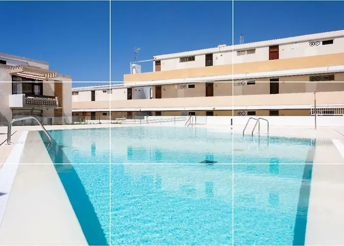 Americas Downtown : Prime Location Accomm. Arona (Tenerife)