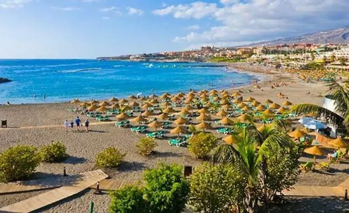 Americas Downtown : Prime Location Accomm.